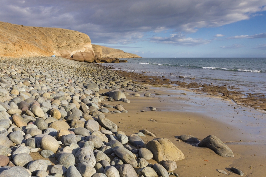 Archaeology Beach: Llano de los Militares in Gran Canaria